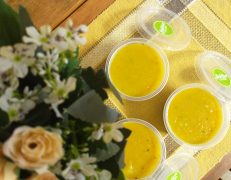 Caldo de Moranga com lascas de amêndoas e gengibre Caldo de Moranga com lascas de amêndoas e gengibre