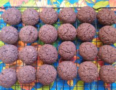 Biscoitinhos cacau com nozes (sem glúten)