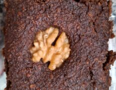 Brownie de Batata doce com nozes (sem glúten)