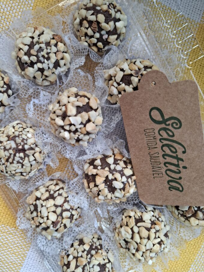 Docinho da batata doce com castanha de caju